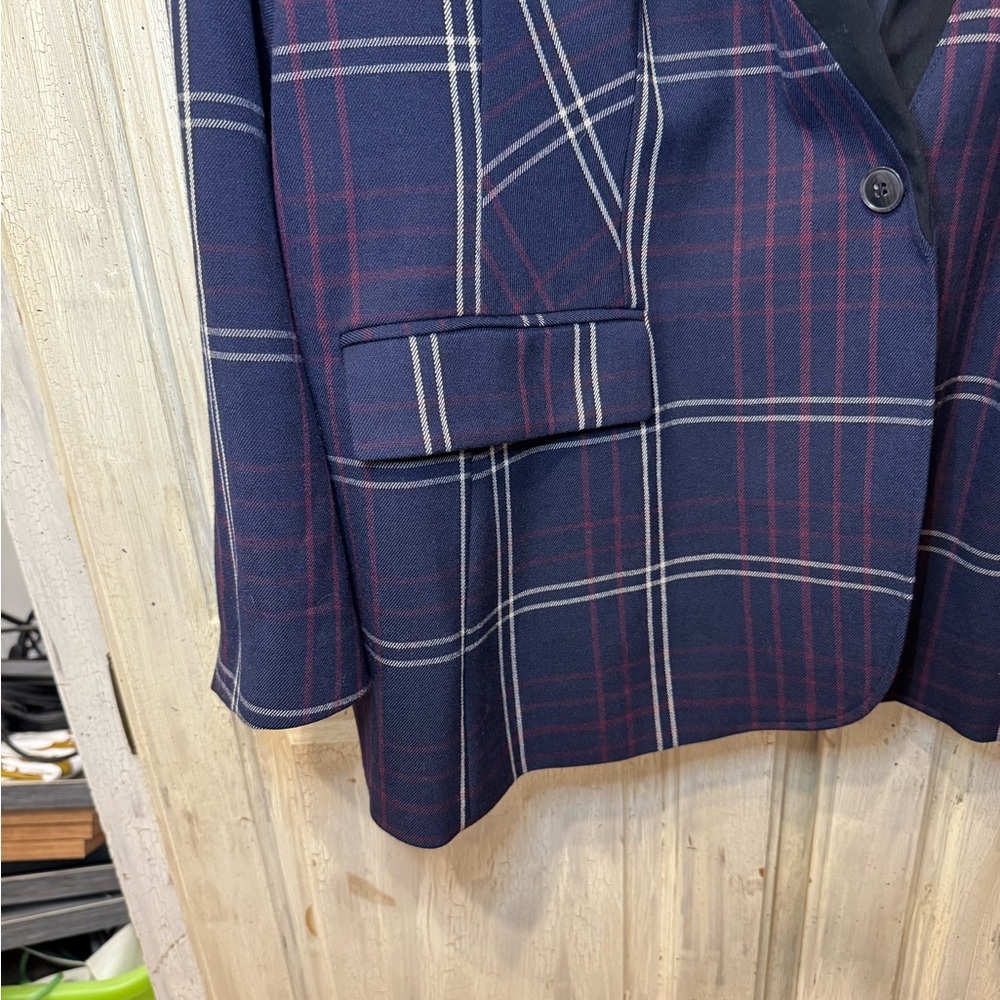 NWT Plaid Blazer - Picture 5 of 7